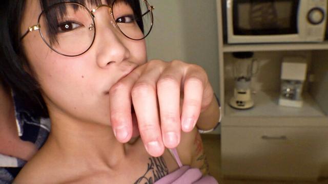 彼女は、常にちんちん舐めてないと落ちつかない 僕の『ペロフレ（ペロペロフレンズ）』です。めちゃかわストリート女子編。 サンプル画像 1
