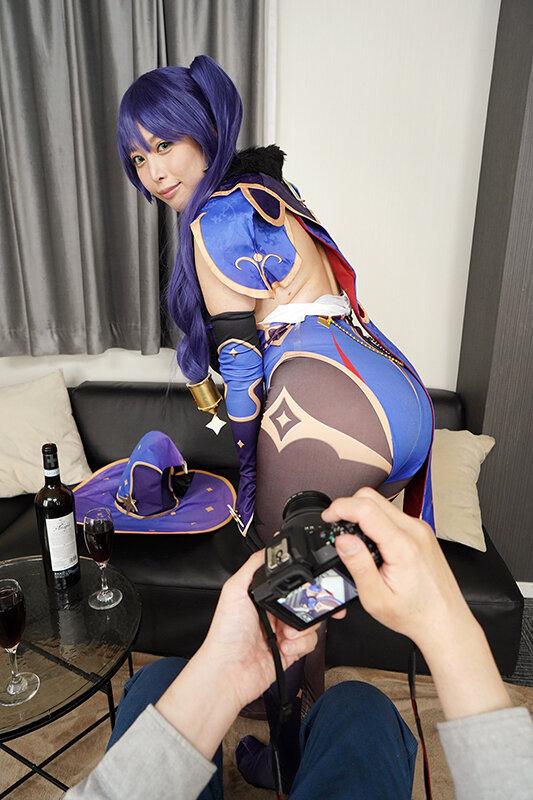 【VR】えちえち 美巨乳レイヤーとイベント終わりにホテルでオフパコ！ えろコス誘惑美少女と同人誌みたいな連続ナマ中出しSEXで童貞卒業！ 中丸未来 サンプル画像 3