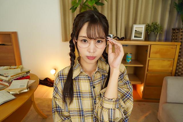 【VR】連続搾精！地味なオタク彼女が初コスで痴女覚醒！ノンストップゴム無し中出しセックス！ 新井リマ サンプル画像 14