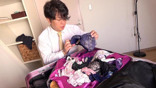 【4K】全身透け透けタイツな巨乳上司のパワハラ痴女誘惑 美木ひなの サンプル画像 1