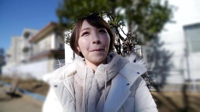【4K】ヤリマン里帆の本気食い！！ 我慢できずに素人逆ナンSEX 宍戸里帆 サンプル画像 2