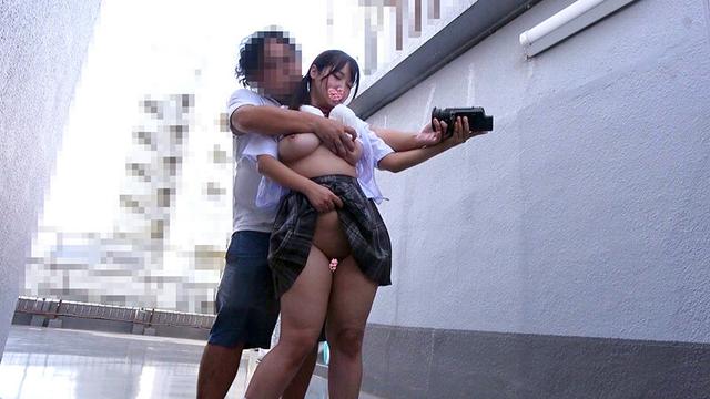 超爆乳コンプレックス地味子自己肯定感低すぎておじさんしか相手してくれない…と勘違いむっちりマ●コに【巨チン鬼ピス連続アクメ】でドM完堕ち思春期パイパンおじチ●ポ6P乱交 サンプル画像 7