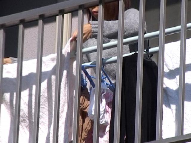 本物女性宅侵入 ボディカメラ下着物色体験 サンプル画像 1