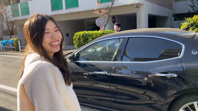 ★配信限定！特典映像付★高級車に乗る自慢のデカチン男性とパパ活お泊りSEXデート2 浜辺栞帆 サンプル画像 20