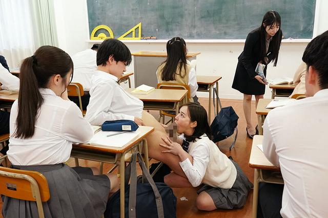 いつでもチ○ポをノーハンドフェラ抜きで精飲する世界 サンプル画像 2