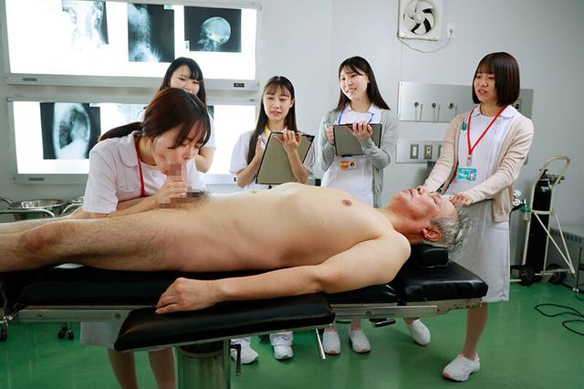 転生したら看護実習用マネキンになっていた担任教師 教え子に囲まれ挟まれ全方位責め悶絶ハーレムで身動きできないけど毎日幸せです サンプル画像 7
