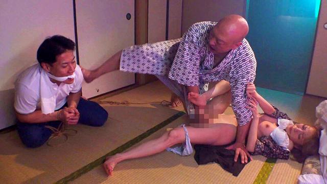 理性崩壊ササラモサラ 2 木綿のハンカチーフ編 東北弁の娘が彼氏の前で祖父にNTR中出し 大川月乃 サンプル画像 9
