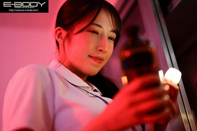 投薬を媚薬にすり替えムラムラ患者の媚薬入りザーメン強●中出し粘膜摂取で全身ガンギマリど淫乱痴女ナース 二階堂麗 サンプル画像 10