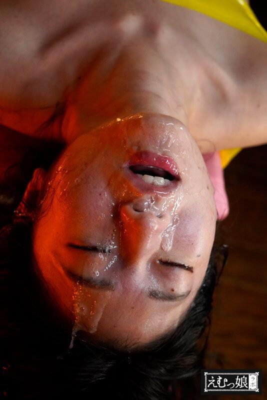 脳を揺らして感度MAX！抵抗できない喉便器！目に見えない！疾風迅雷高速ヘッドシェイクイラマチオBEST480分 サンプル画像 4