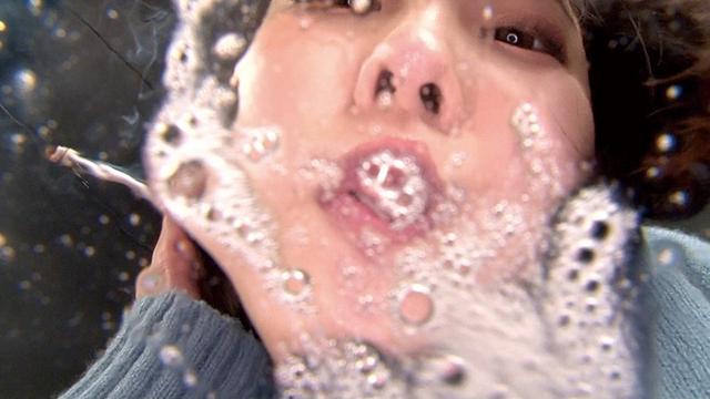主観 タバコ美女 煙 ヤニベロ 痰唾ぶっかけ ドS淫語浴び手コキ サンプル画像 13