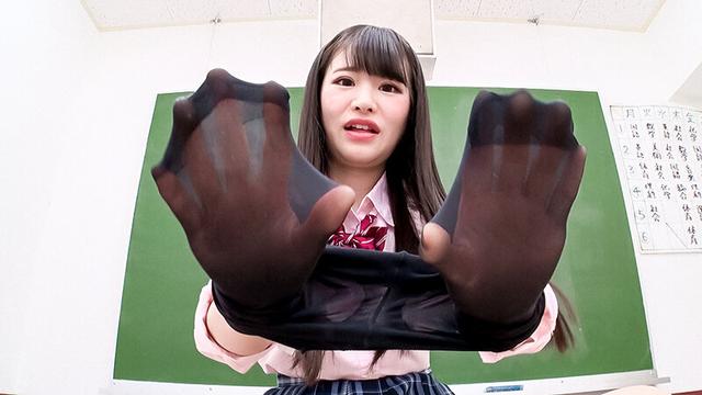 激臭足裏臭嗅がせる痴女 サンプル画像 15