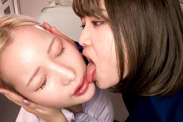 白濁濃痰顔面舐めレズ サンプル画像 18