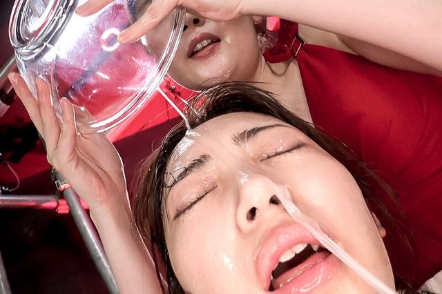 白濁濃痰顔面舐めレズ サンプル画像 3
