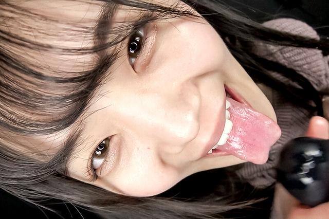 淫乱痴女のベロ唾液手コキ サンプル画像 16