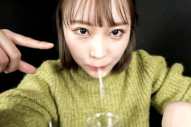 淫乱痴女のベロ唾液手コキ サンプル画像 19