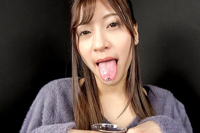 淫乱痴女のベロ唾液手コキ サンプル画像 2