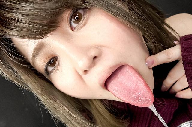 淫乱痴女のベロ唾液手コキ サンプル画像 9