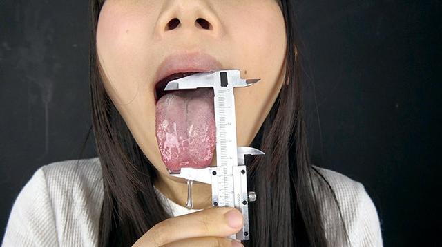 美女のベロ図鑑 20人 サンプル画像 1