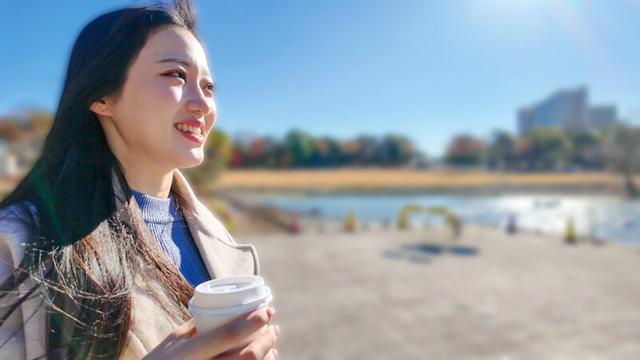 シロートごっくんFile003浮気された実家暮らしの巨乳OLが彼氏に見せたことないHなトロ顔で…デカチンおしゃぶり口淫スペルマごっくん1泊2日喉ハメ旅行 有馬美玖 サンプル画像 1
