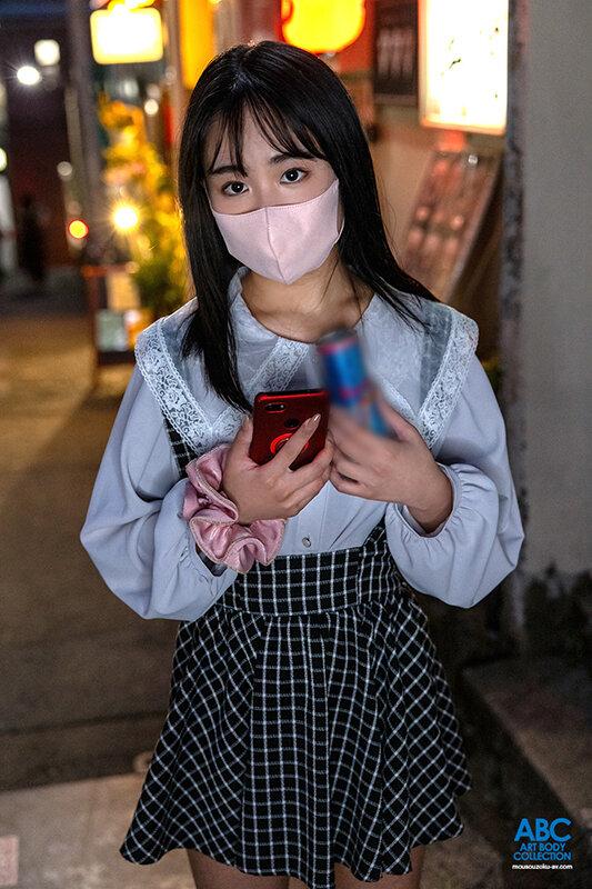 トー横で引っ掛けてきた家出美少女 餌ぶら下げAV出演交渉 おじさん達の欲望に晒され無情4P連続中出し 知花しおん サンプル画像 2