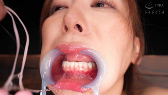 ヨガインストラクター 喉奥エクササイズ 足立友梨 サンプル画像 11