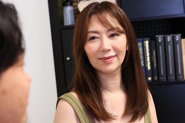 アパートの隣に住むムッチリすけべな五十路妻 翔田千里 サンプル画像 4