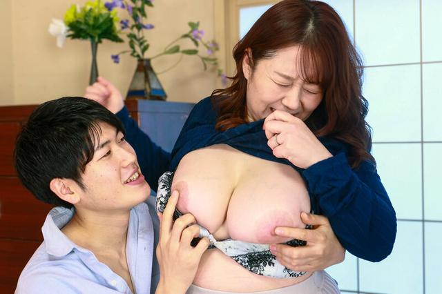 アパートの隣に住むムッチリすけべな五十路妻 豊永映美 サンプル画像 3