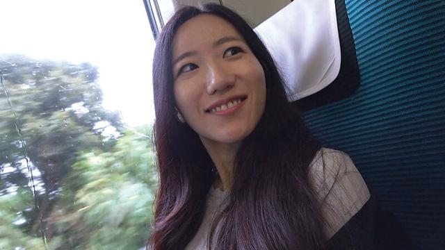 人妻Resort しおり40歳 サンプル画像 1