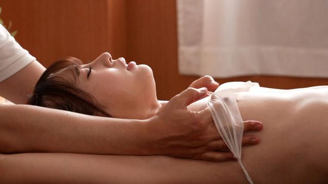 チクイキ敏感J系4名 エビ反りスプラッシュ潮吹きエステ サンプル画像 3