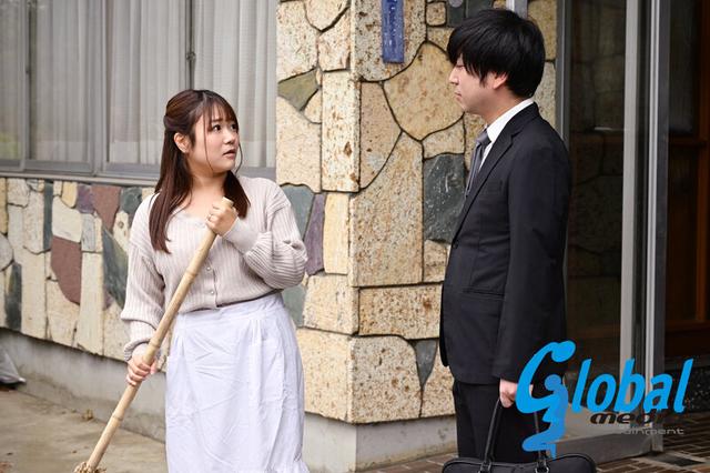 緊縛調教妻 夫の実家で若女将として修行に奮闘する巨乳若妻。特別指導と称した義父の調教快楽に狂い堕ちていく… 宝生めい サンプル画像 1