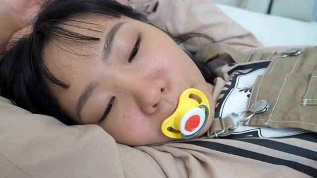 おむつ当てデリバリーの少女 白石のん サンプル画像 8