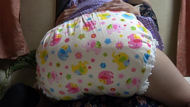 おねしょ少女と育て直しの縁側 奥菜みさき サンプル画像 12