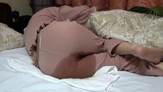 おねしょ少女と育て直しの縁側 奥菜みさき サンプル画像 3