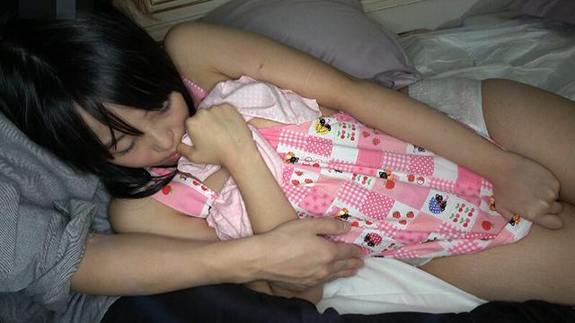 ちっちゃすぎる女の子にオムツを当てて弄りたい 145cmの比奈ひまりちゃんをお届け～あなたの願望叶えます サンプル画像 14