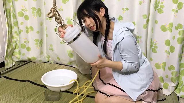 女の子が自分で撮った秘密のおもらし 前多まこ サンプル画像 13