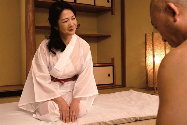 濃厚ねっとり熟女ソープ ムチムチ四十路エロ泡姫の蕩ける極上サービス サンプル画像 4