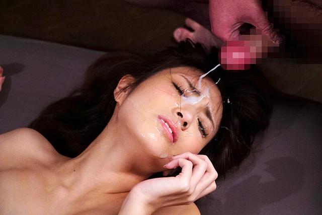 綺麗なお顔に濃厚ザーメン顔射ぶっかけベスト4時間 vol.2 サンプル画像 4