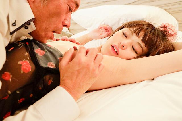 プライベートSEX 本気で感じる美女たち 4時間 サンプル画像 1