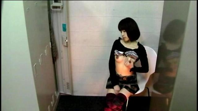 人妻おま○こくぱぁ絶頂オナニーこっそり盗撮3 サンプル画像 17