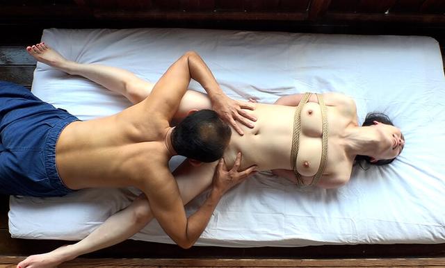 緊縛浣腸夫人 工藤あかね サンプル画像 18