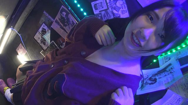 地下アイドル過激チェキ会 サンプル画像 16
