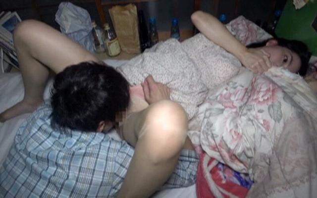 月刊人妻女子専科エロカリ あんたのカラダは犯罪だ！！！ 第49号 サンプル画像 7