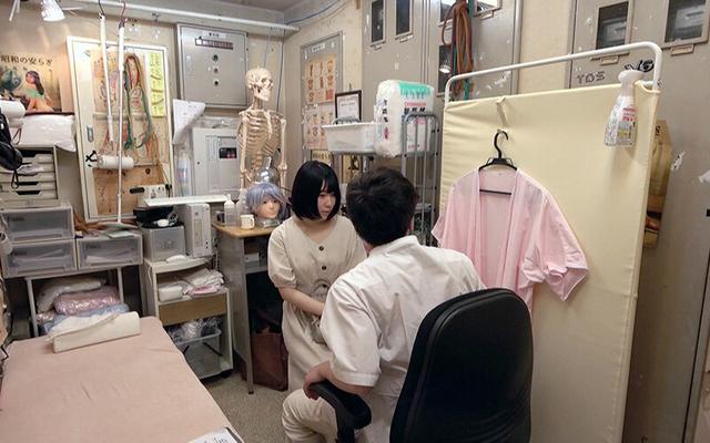 鍼灸院すどう盗撮り下ろし7 美人さんは女性器も美しいのよね/柔すぎる美白マシュマロボディ/グラマー美人さん愛液とろり/幸せ新婚さん子作り妊活施術 サンプル画像 6