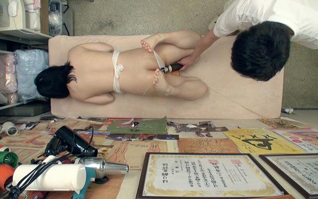 鍼灸院すどう盗撮り下ろし7 美人さんは女性器も美しいのよね/柔すぎる美白マシュマロボディ/グラマー美人さん愛液とろり/幸せ新婚さん子作り妊活施術 サンプル画像 8