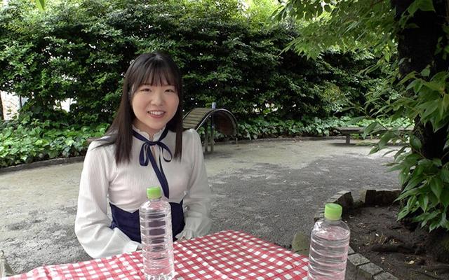 新B級素人初撮り 119「おとうさん、ゴメンなさい。」美鈴さん 24歳 カラオケ店ホールスタッフ 微美乳 小ちゃくて可愛いおっぱい好き 「感度は抜群ですよ！」「沢山責めて下さいね！！」つるつるマンちょで幼児体型（たまらんのよ）どM嬢 音羽美鈴 サンプル画像 1
