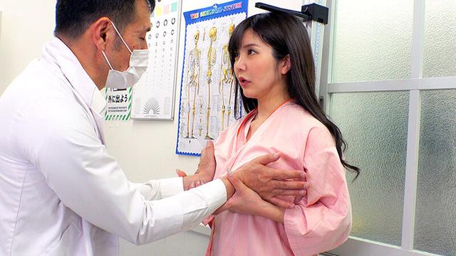 ドクハラ健康診断で乳頭発情する熟女妻たち サンプル画像 15