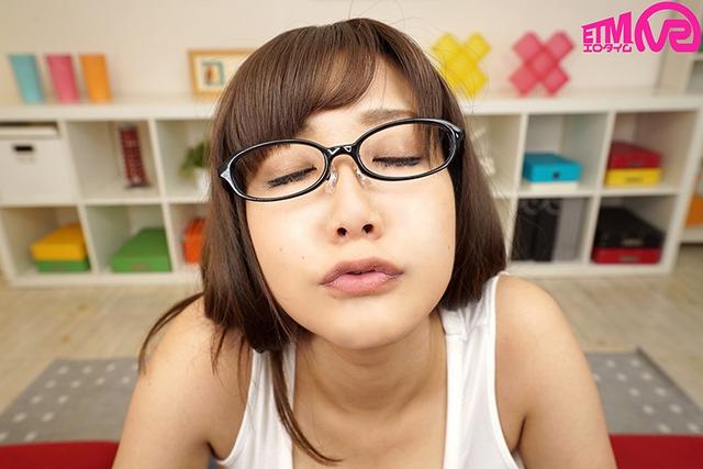 【VR】すご～く妊娠しやすそうな童顔巨乳の妹に、禁断のドピュドピュ生中出し！！おま●こ洗わずに後戯させてもう一度立ったからもう一発！ 高牟礼れな サンプル画像 13