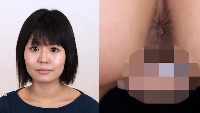 アナルを見せるのはイイけど、オ●ンコは…嫌だから前貼りを自分で貼ってお尻の穴を見せてあげる 長谷部智美 サンプル画像 20