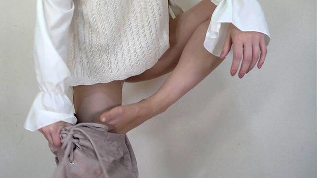 トイレに間に合わずに、そのままオモラシ…してしまいました。。。見ます？ 合田さくら サンプル画像 11
