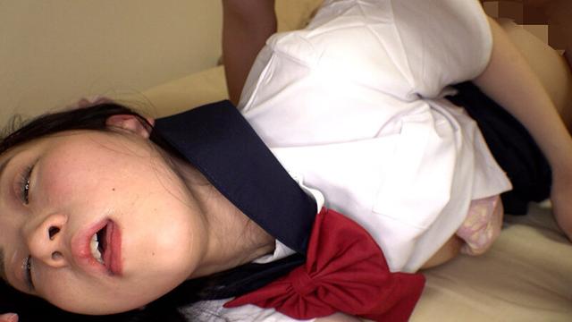 昏○中出しレ○プ 狙われた女子○生、ともか。 真宮ともか サンプル画像 8
